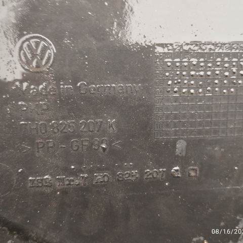 VW Transporter plast skjermer understell