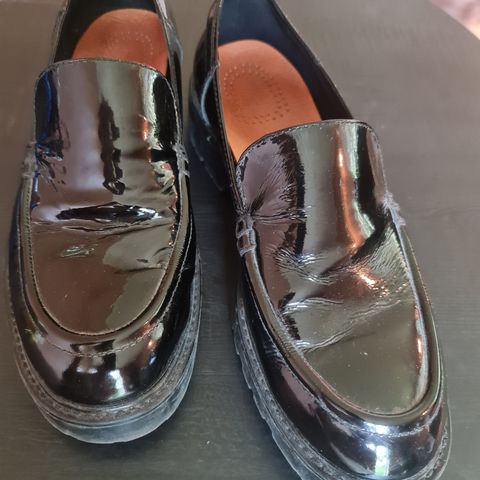 Ny pris! Loafers, dame, Vagabond, sort lakk, str.41