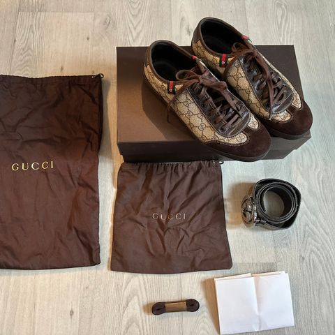 Gucci shoes fits size 42.