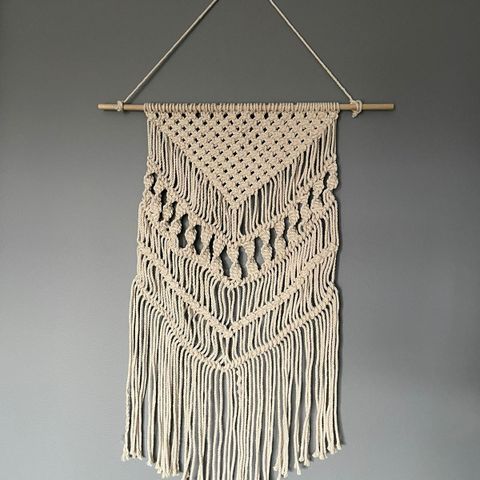 Macrame wall hanging