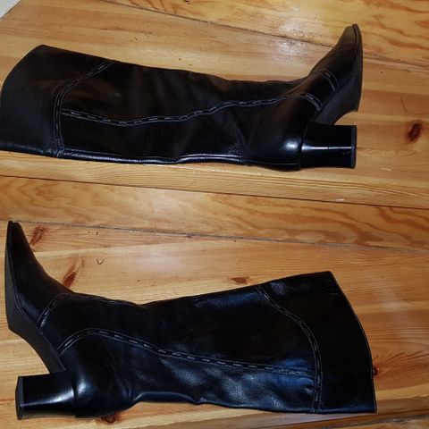 GABOR size 7 high boots extra wide