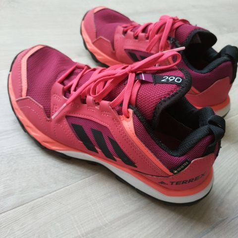 Adidas Terreng joggesko GoreTex str 37 1/3