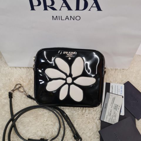 Prada Floral Camera veske