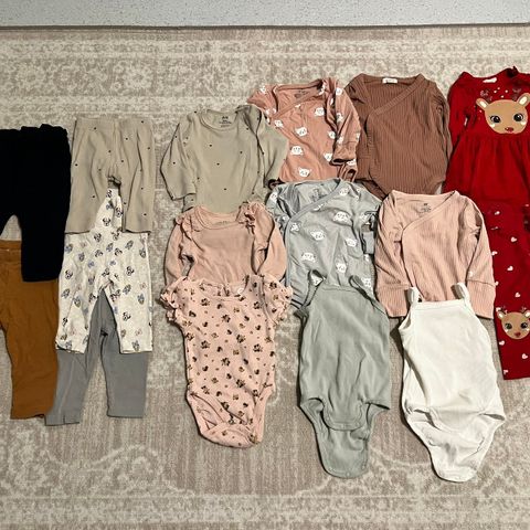 Veldig pent brukt baby klær 62-68