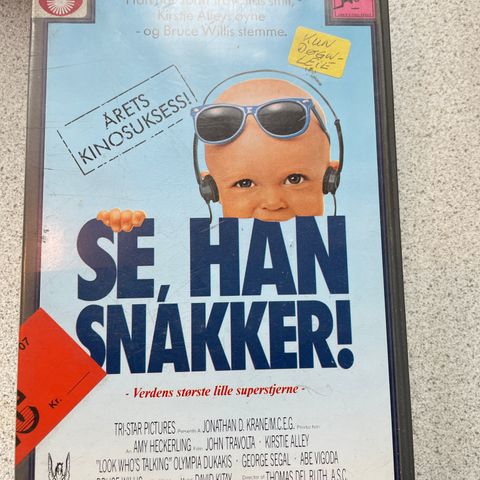 Se, han snakker. Vhs big box