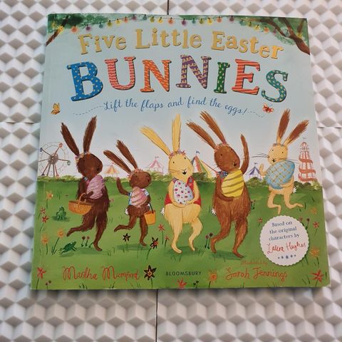 Five Little Easter Bunnies, av Martha Mumford. Engelsk tekst.