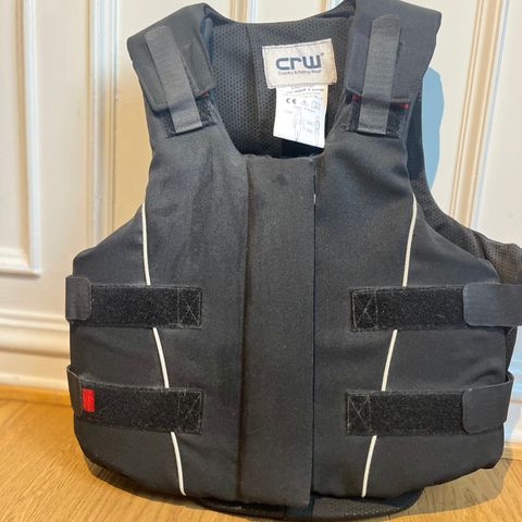 Lite brukt sikkerhetsvest for riding