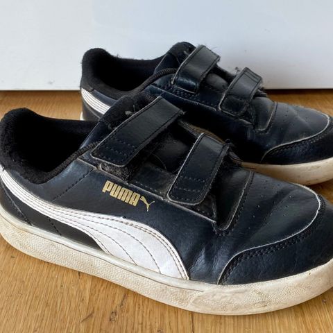 Svarte Puma skinnsko str 33