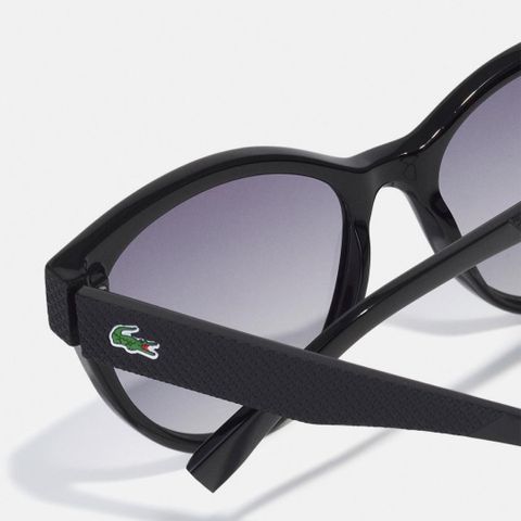 Nye lacoste solbriller