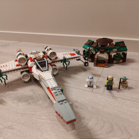 Lego Star Wars 4502 X-wing fighter. Med minifigurer