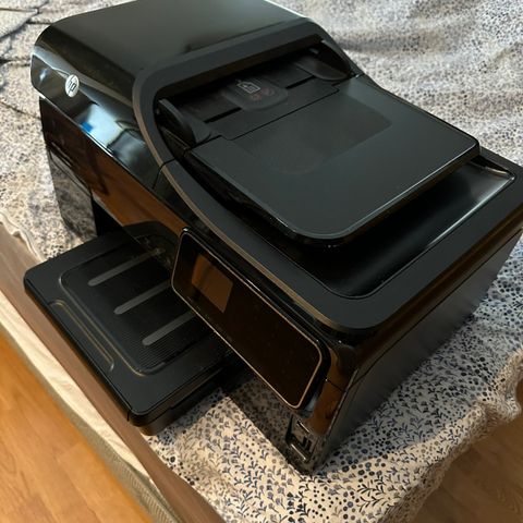 HP Officejet Pro 8500a. Knapt brukt