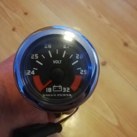 Volvo Penta Volt meter ..selges