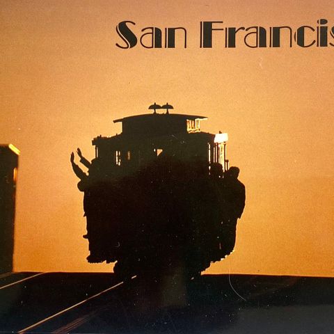 Postkort USA San Francisco A Crowded Cable Car. Ikke postgått eller beskrevet