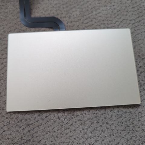 Apple macbook A1534 trackpad