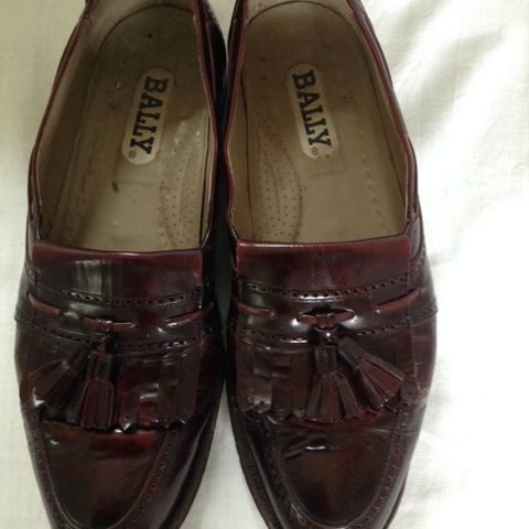 Bally Italy Burgundy Leather size UK 8, US 9C, EU 42.5