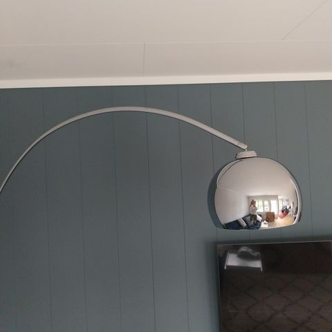 Buet stå lampe