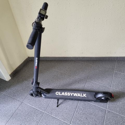 Classywalk s25 til salgs