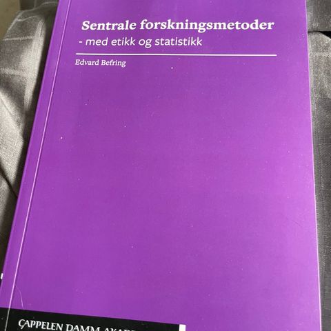 pensumbøker bachelor i Pedagogikk, alle semester