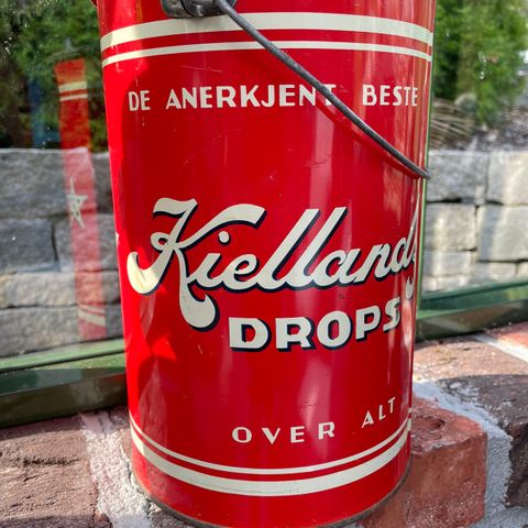 Kiellands Drops metallspann med lokk