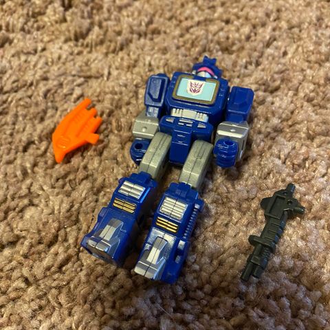 transformers action master soundwave