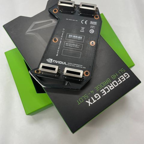 nVIDIA GeForce GTX SLI HB Bridge 4 Slot