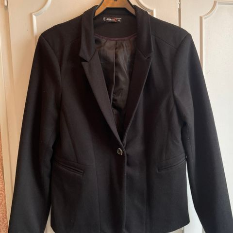 blazer str XL