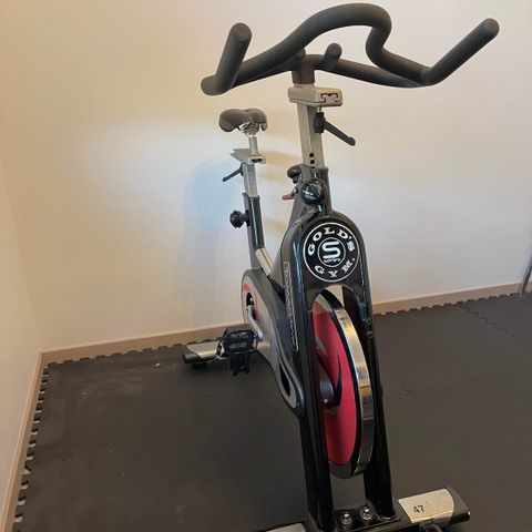 Spinningsykkel fra GOLD’S gym