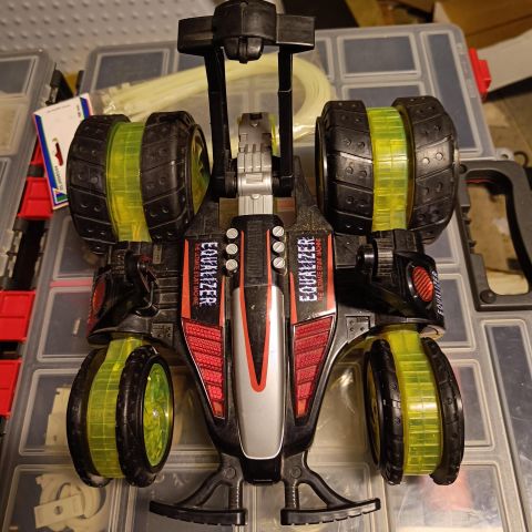 TNT R/C Equalizer Ultimate Stunt Machine Remote