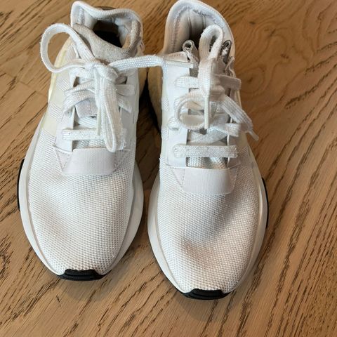 Adidas joggesko/sneakers str. 36 2/3