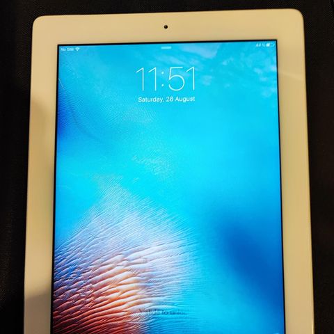 Ipad 2 16GB, stand 9av10