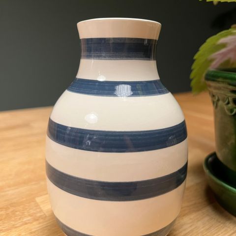 Kähler Omaggio vase 12,5 cm stålblå