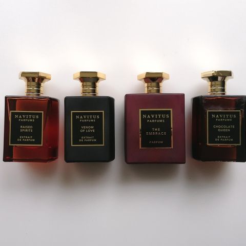 Navitus og Vivamor Parfums dekanter / parfymeprøver