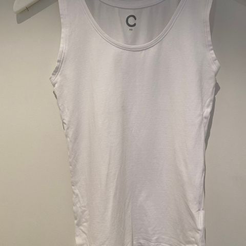 Singlet & topper i str. XS, S og M.