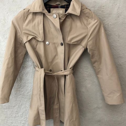 Zara trenchcoat 9-10 år