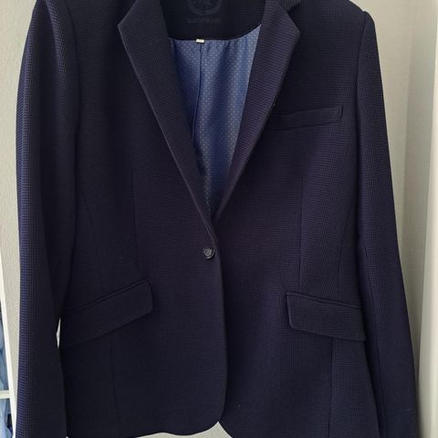 Marie Pilliphe blazer, str. 42