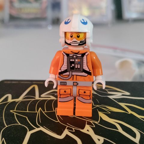 Snowspeeder pilot (lego star wars)