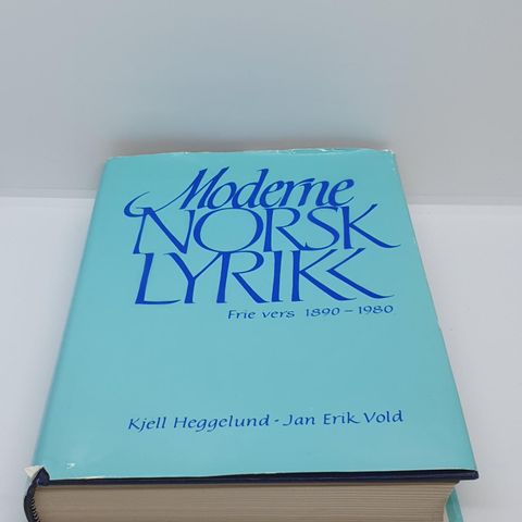 Moderne Norsk Lyrikk frie vers 1890-1980 - Kjell Heggelund, Jan Erik Vold