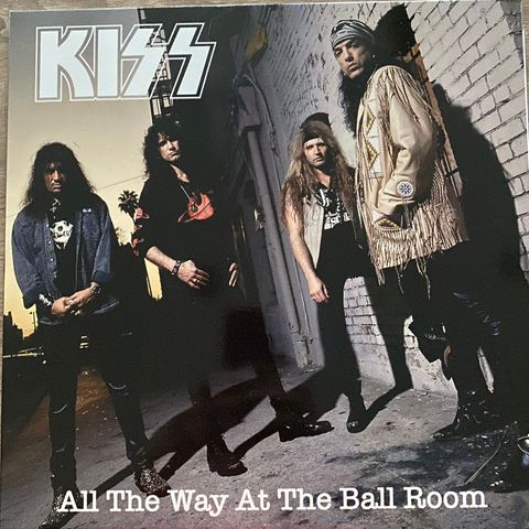KISS - All The Way At The Ball Room