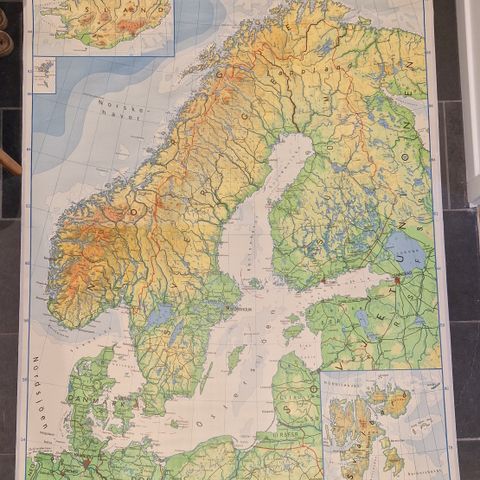 Stort skolekart over Norden fra 1977