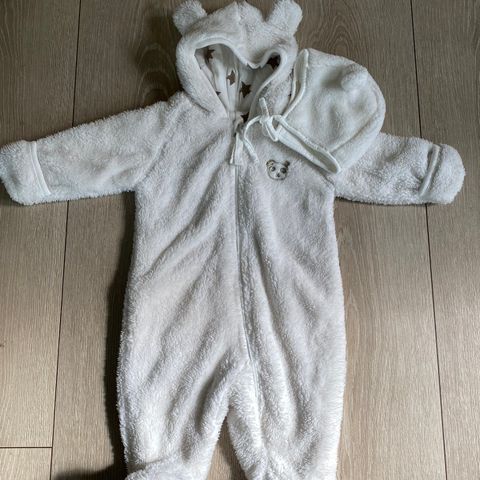 Myk teddydress og lue str. 62