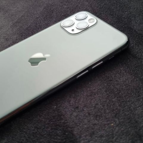 Helt fin Iphone 11 Pro 256 GB- Mobildeksel inkl.!!