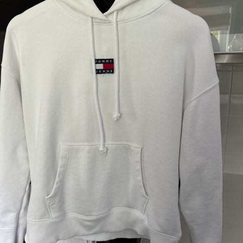 Tommy Jeans hettegenser str M, kr 300,-