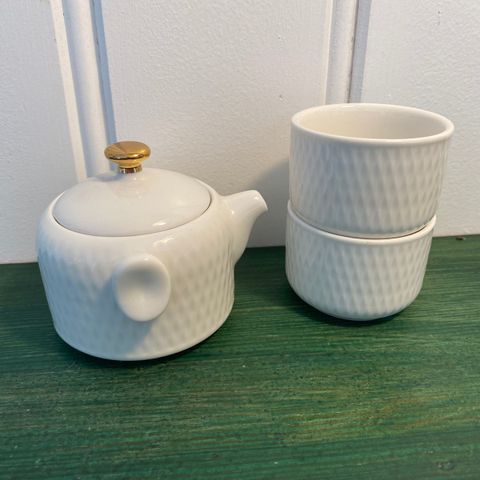 Mini-kanne og kopper i porselen, fra Tayohya, Japan
