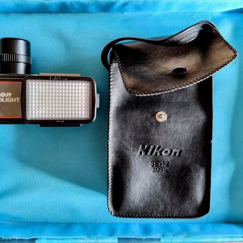 Nikon blitz SB-12 m/F3