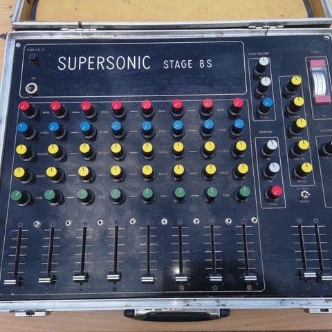 Supersonic Stage 8S retro/vintage mixer