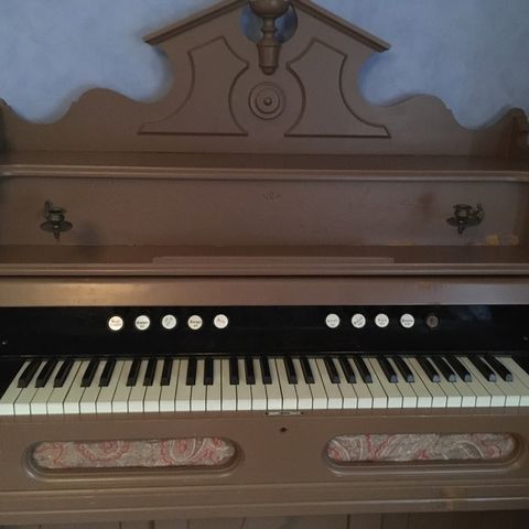 Harmonium / trøorgel fra 1907