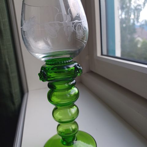 Rhømerglass