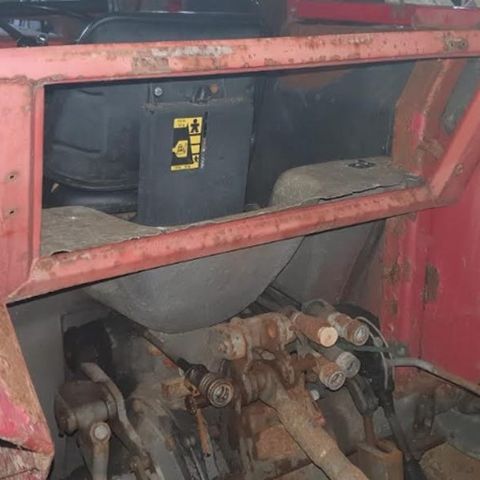 Massey Ferguson bakplate for Sepson hytte.