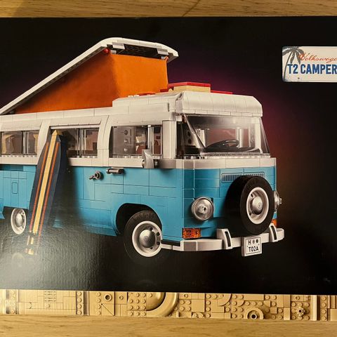 LEGO 10279 Volkswagen T2 Camper Van (VW Bus)