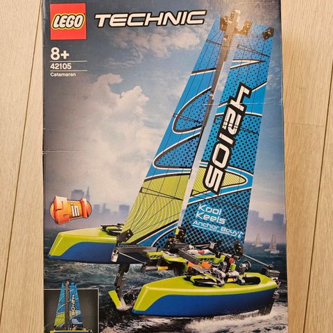 Lego technic catamaran